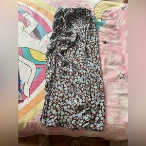 Zara  front slit wrinkled skirt